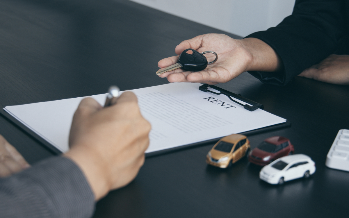 Essential Considerations for Renting a Car in the UAE