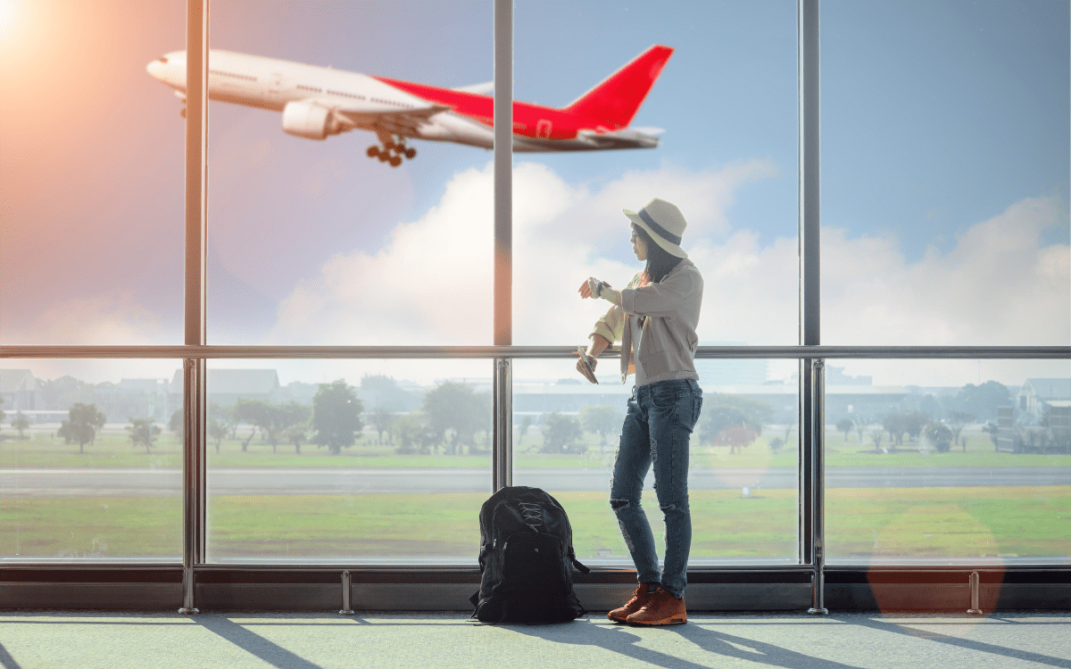 How to Choose the Right Flight: Nonstop vs. Connecting Flights